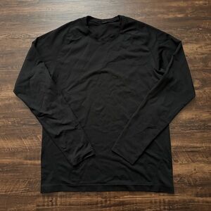 lululemon athletica Metal Vent Tech Long-Sleeve Shirt